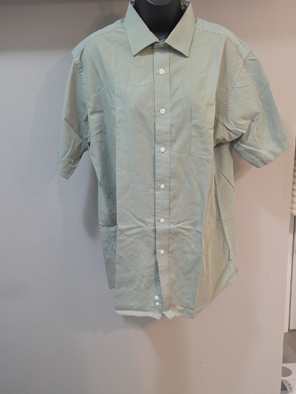 David Taylor Short-Sleeve Button-Down Shirt in Light Sage